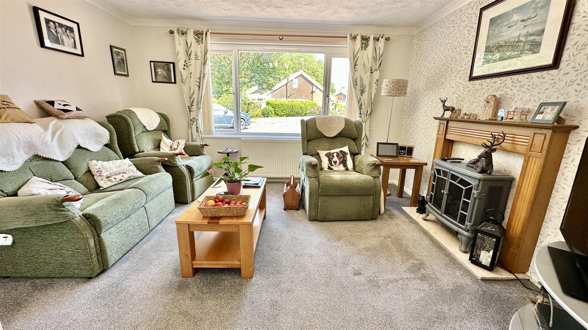 5 bed property in Parkstone Road, Hastings